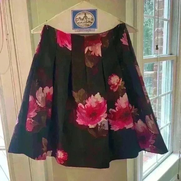 DB Brand A Line Pleated Skirt Side Zip Small - Picture 7 of 9